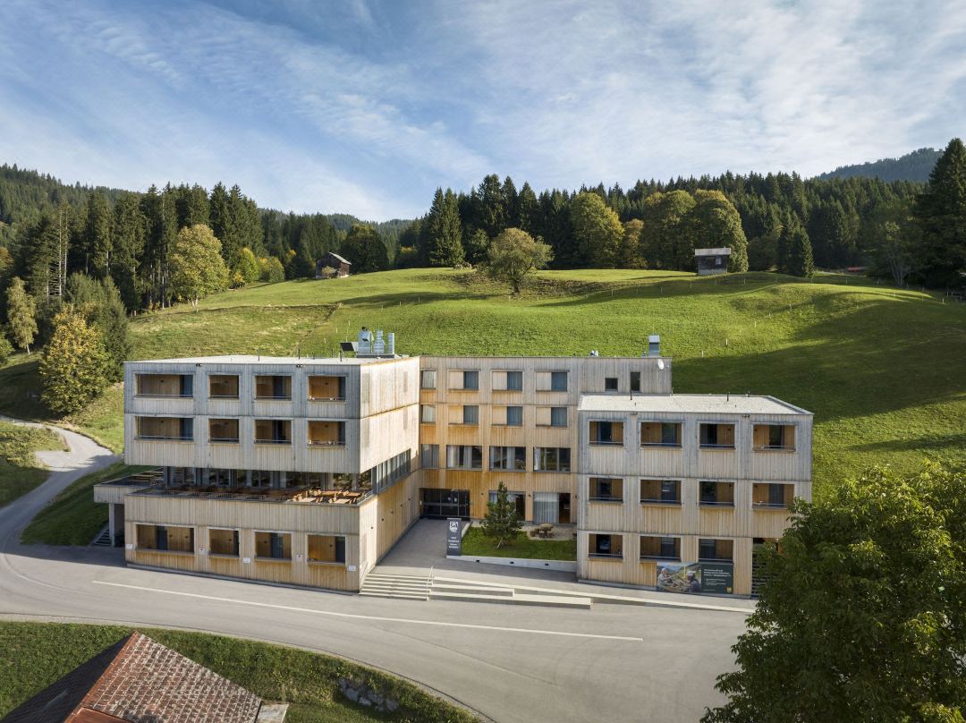 Jufa Hotel Laterns - Klangholzhus