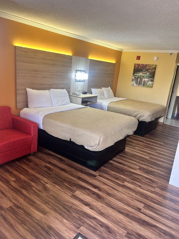 Home Town Inn & Suites