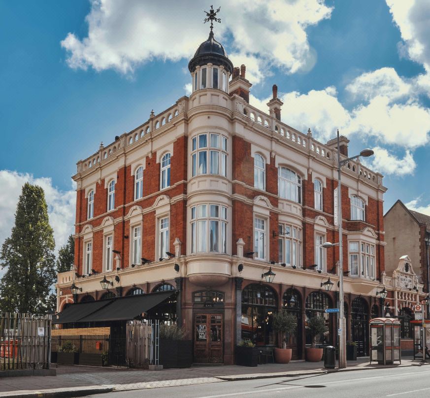 The Black Lion Pub & Boutique Guesthouse