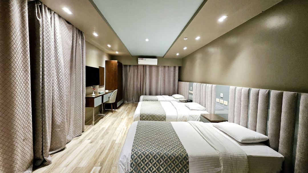 Grand Bayan Hotel & Apt at Nile Plaza