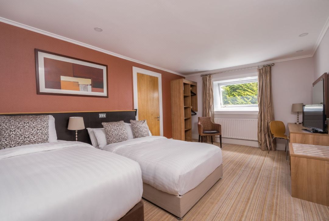 Strangford Arms Hotel