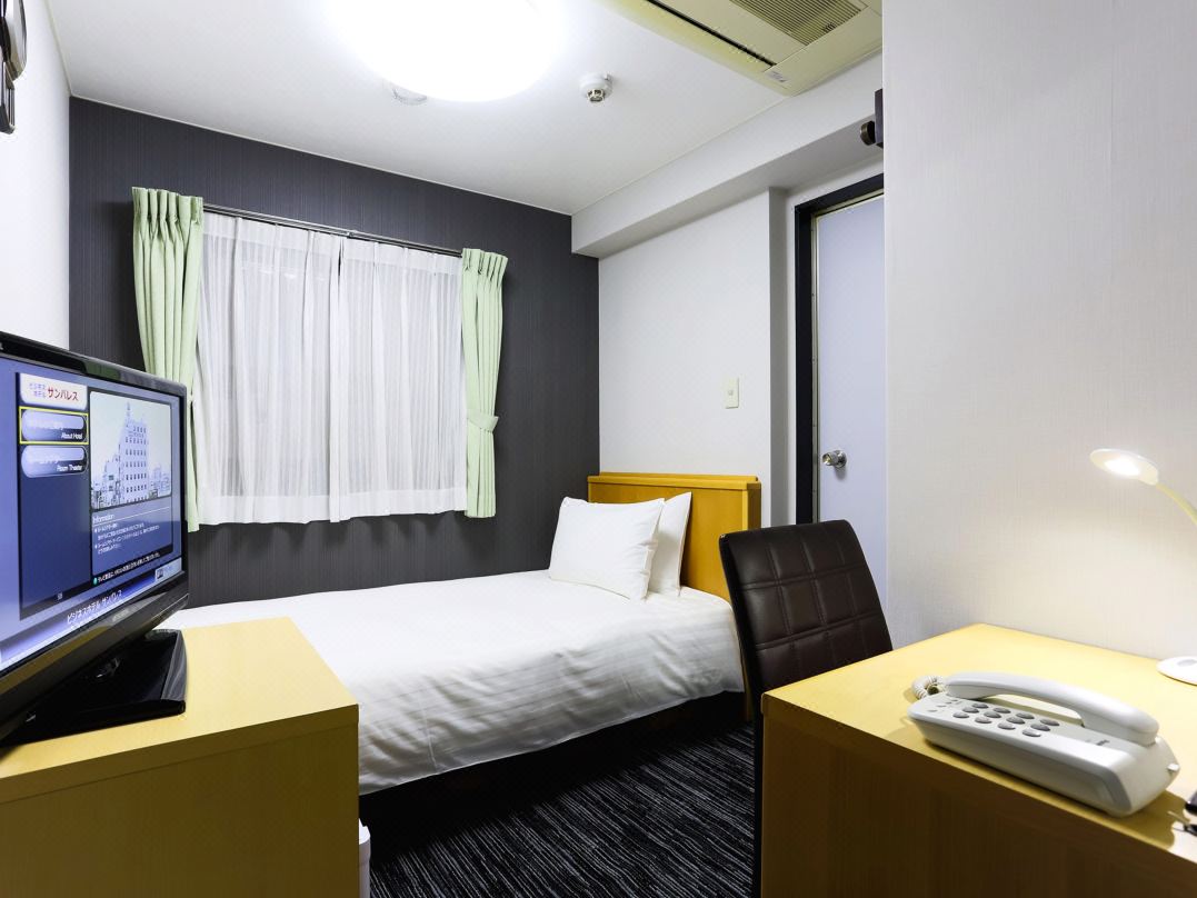 ビジネスホテル サンパレス