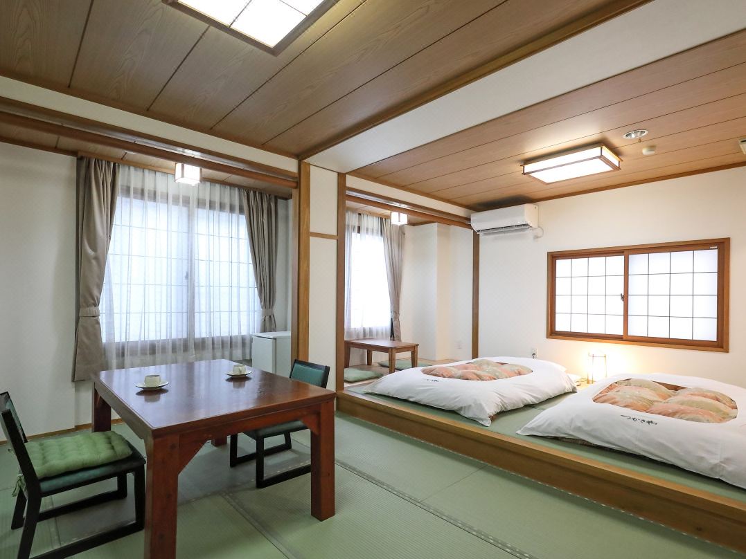 雅司旅館