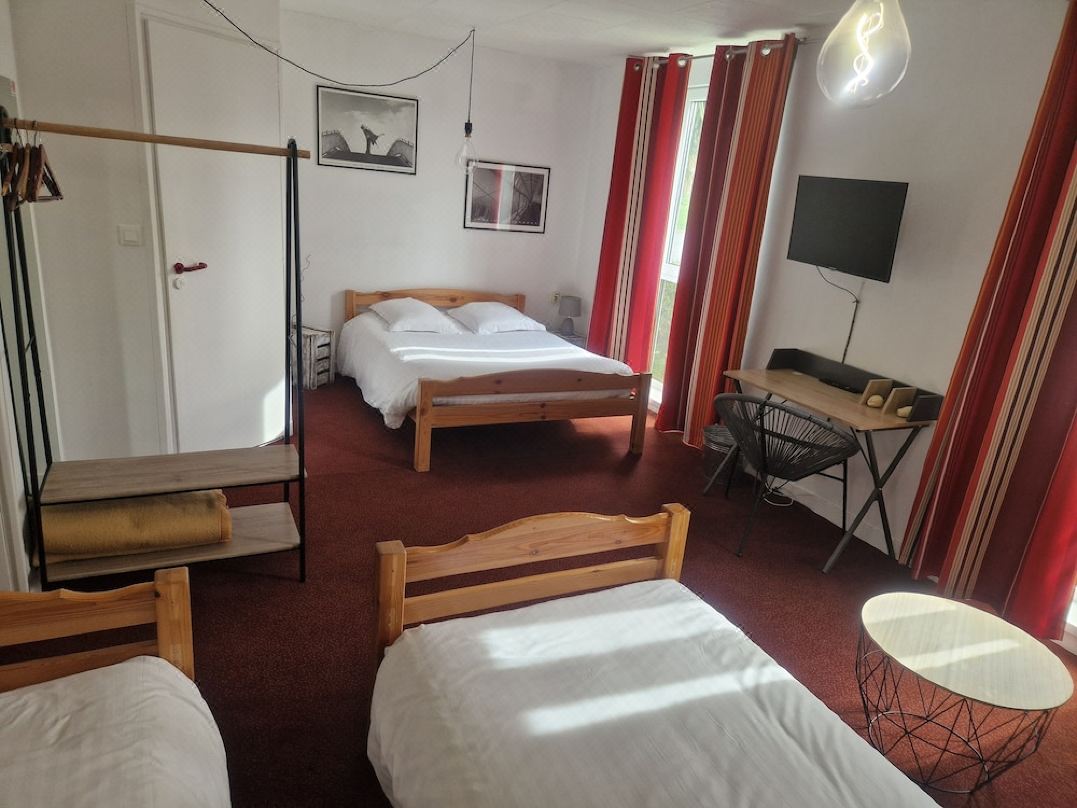 Agape Hotel Niort- Bessines
