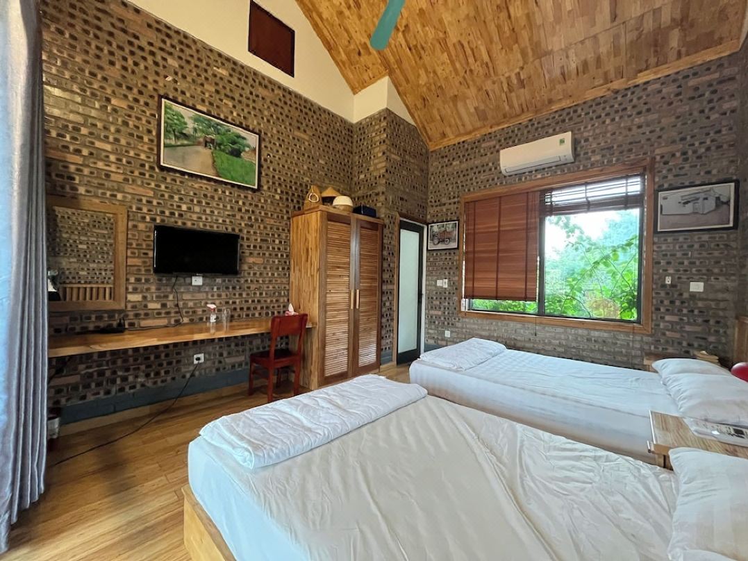 Duong Lam Village