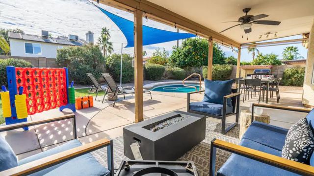 New Listing Stylish 4 Bdrm WPool and Game Room