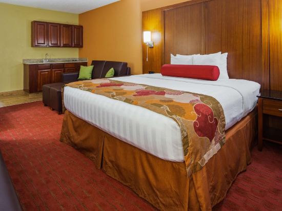 Best Western Plus Georgetown Corporate Center Hotel - Tap to explore photos