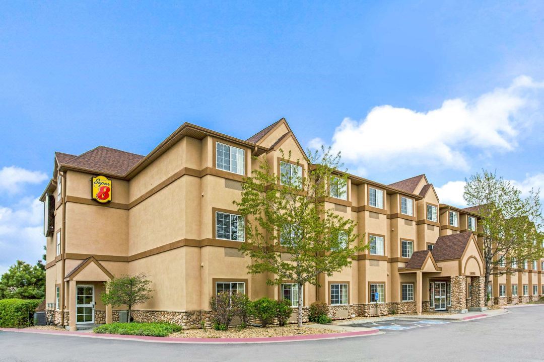 Spark by Hilton Parker Denver SE