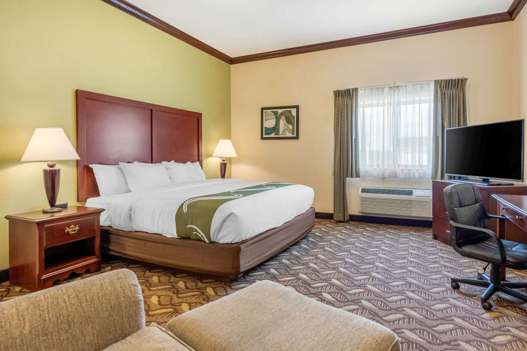 Quality Inn & Suites