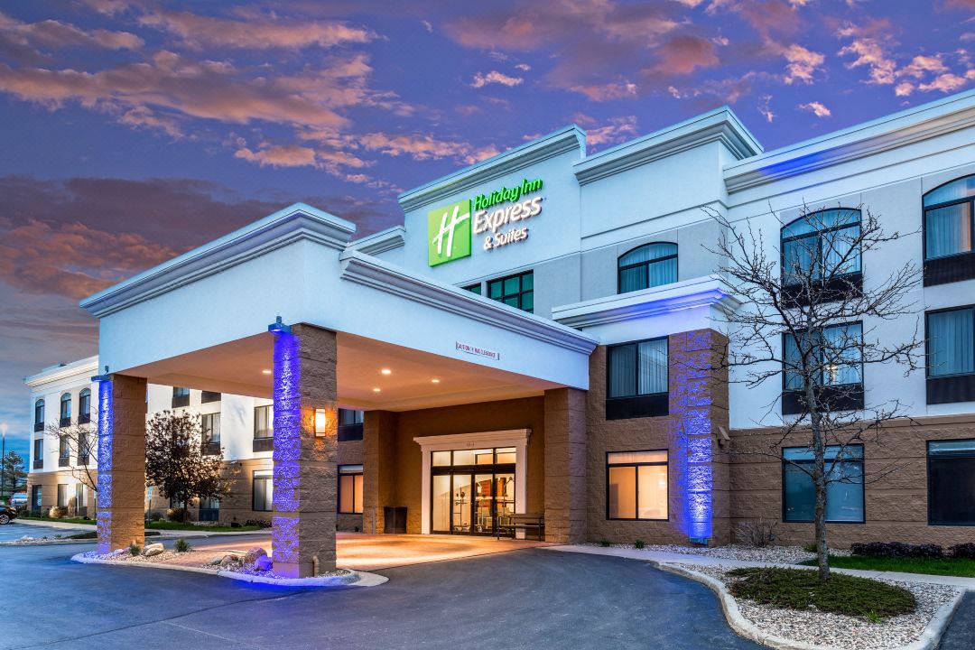 Holiday Inn Express & Suites CEDAR FALLS - WATERLOO by IHG