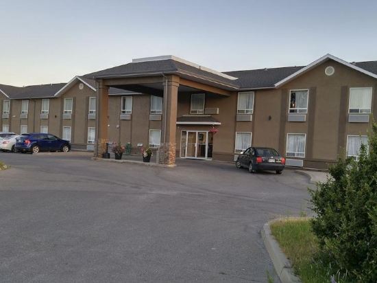 Ramada by Wyndham Cranbrook - Tap to explore photos