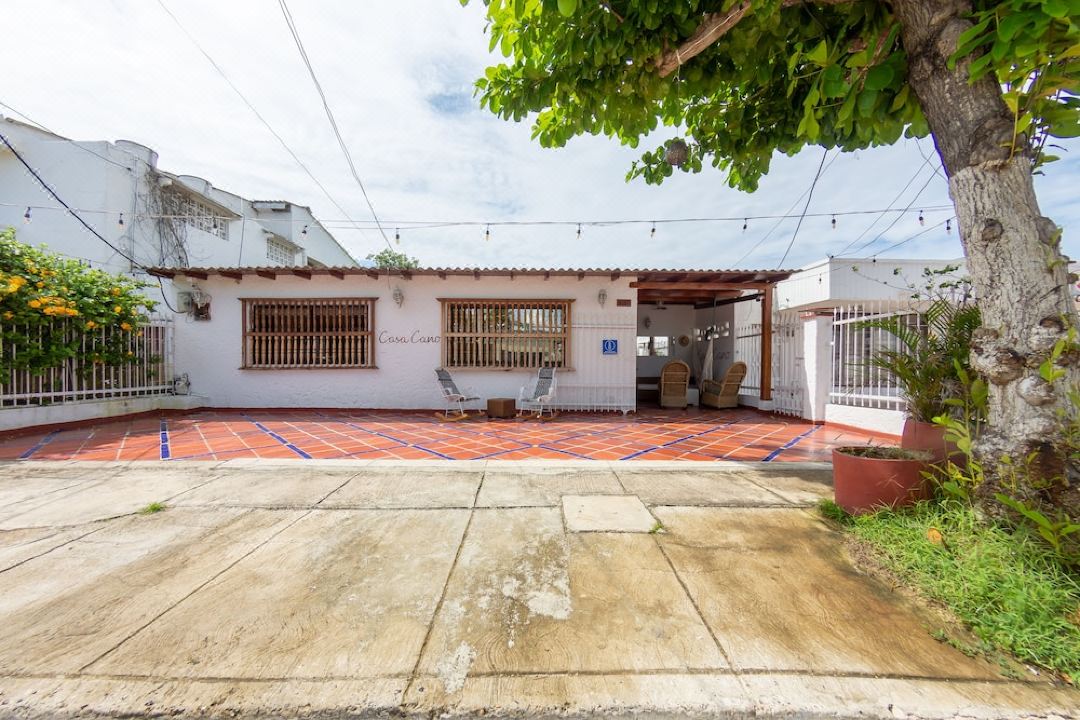 Hotel Ayenda Casa Cano 1805