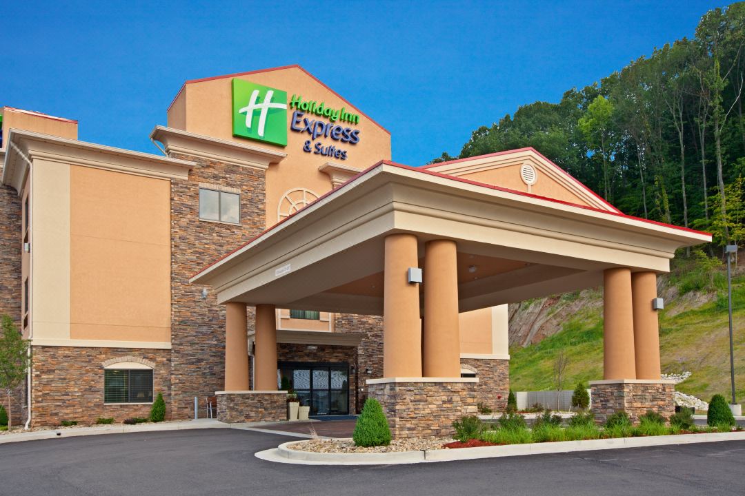 Holiday Inn Express & Suites RIPLEY by IHG