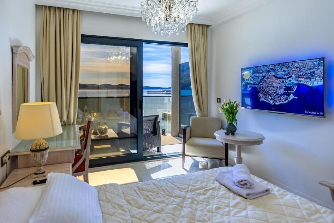 Sun & sea residence