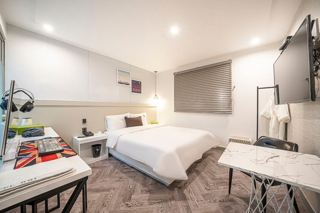 Busan Yeonsan Togok Hotel Roi