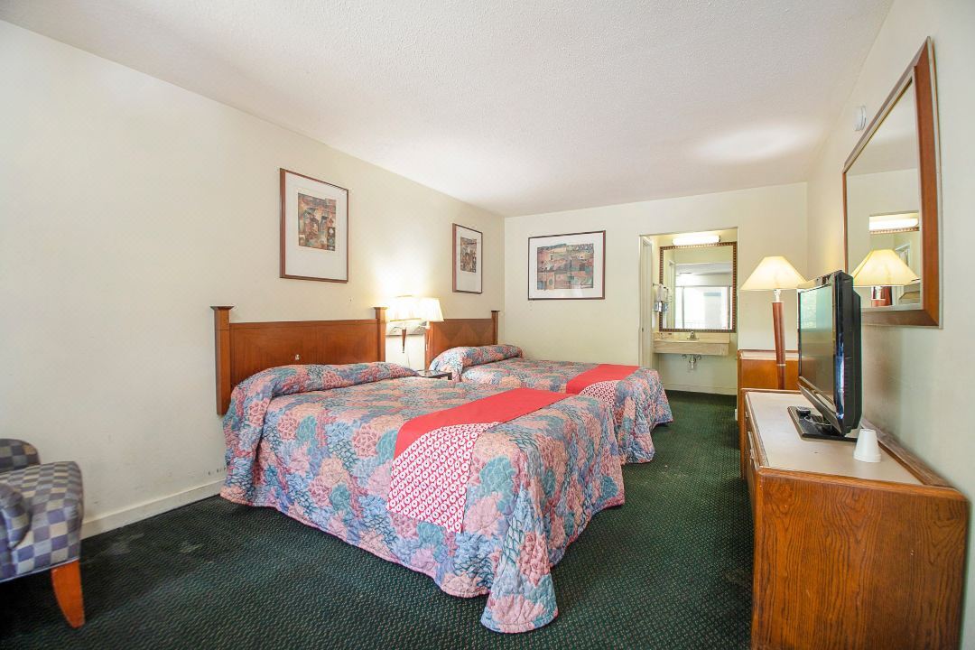 Hotel O Daylight Inn Elkhart I-90, IN