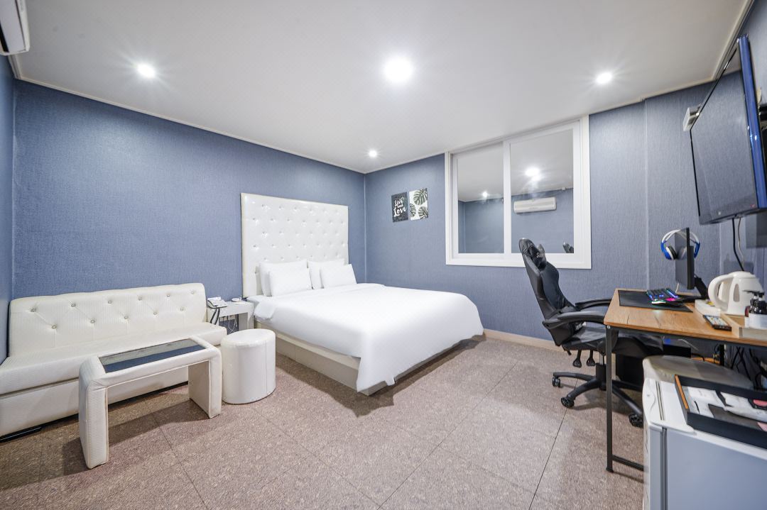 Changwon Sangnamdong Hotel de Maison