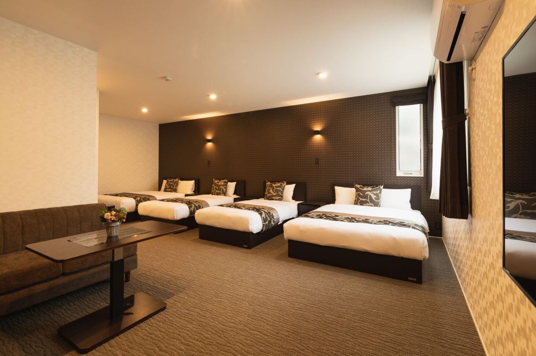 Grand Base Nagasaki Ekimae