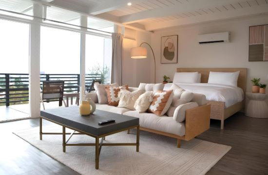 Hollywood Hills Hotel