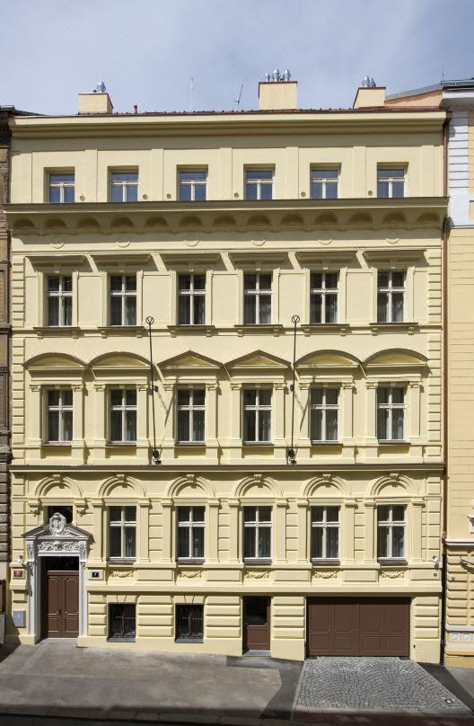 DownTown Suites Rubesova