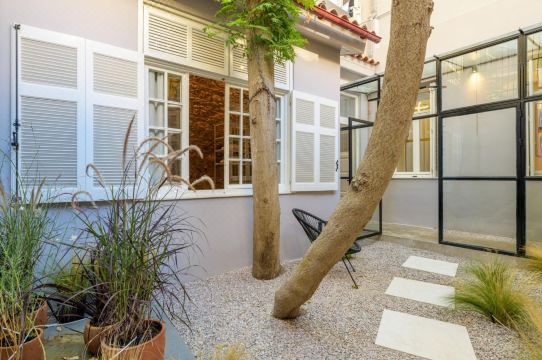 Incomparable Plaka's Luxury Apt Private Pool