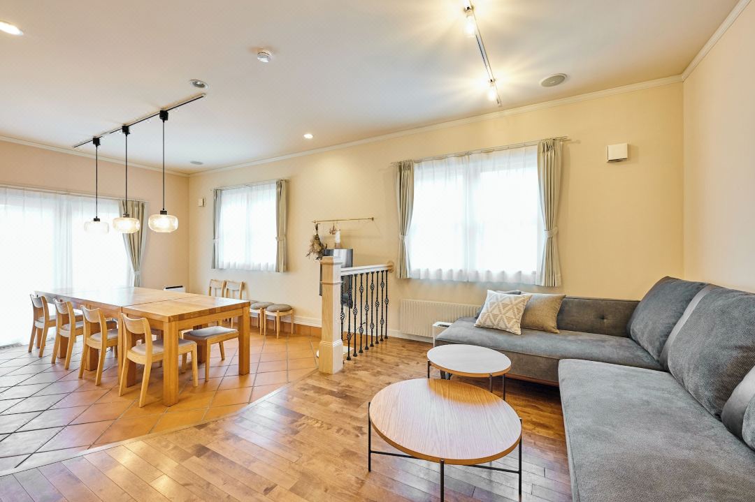 デコMKリビング