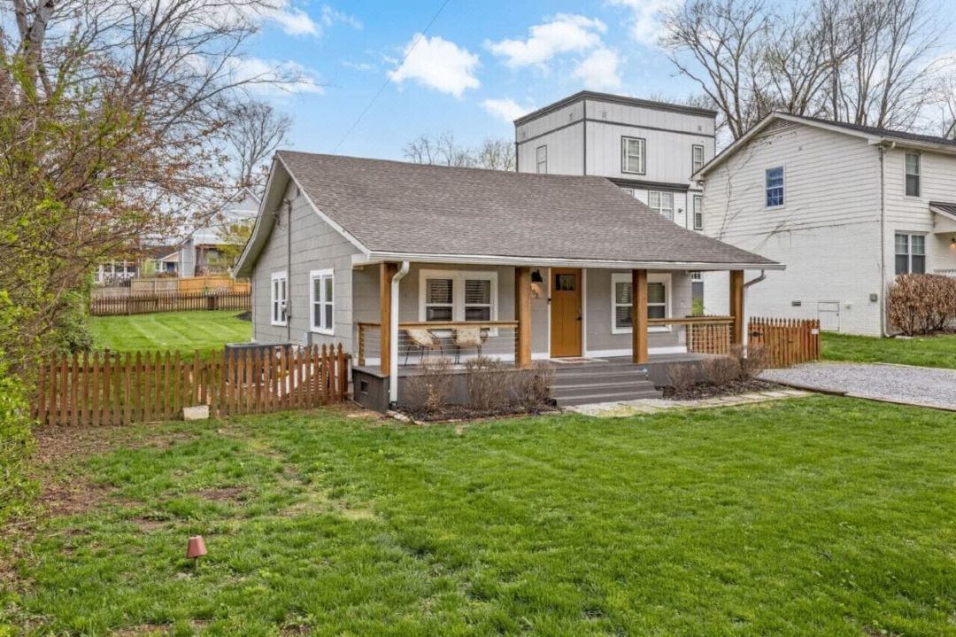 Space Cowboy - Huge Yard, Firepit, Close2Downtown
