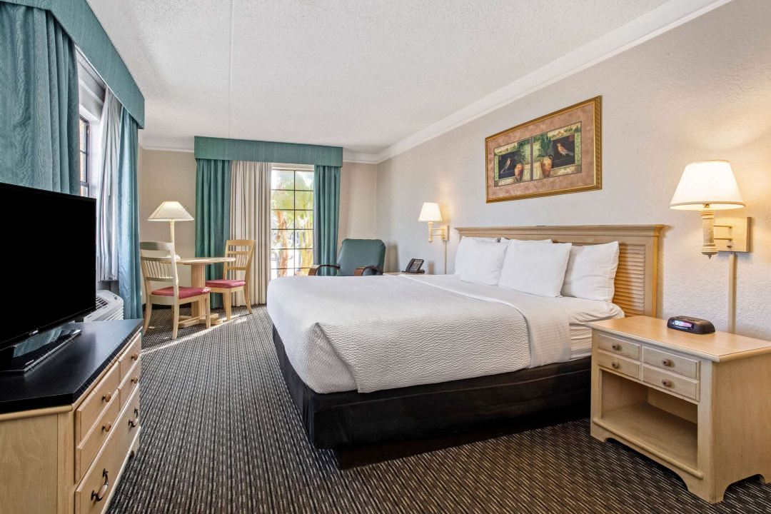 La Quinta Inn by Wyndham Tampa Bay Pinellas Park Clearwater