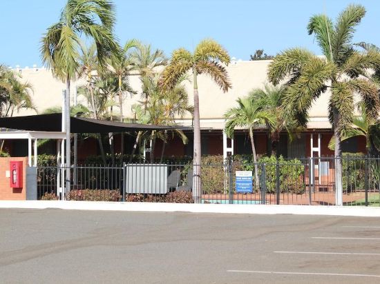 Karratha Central Apartments - Tap to explore photos