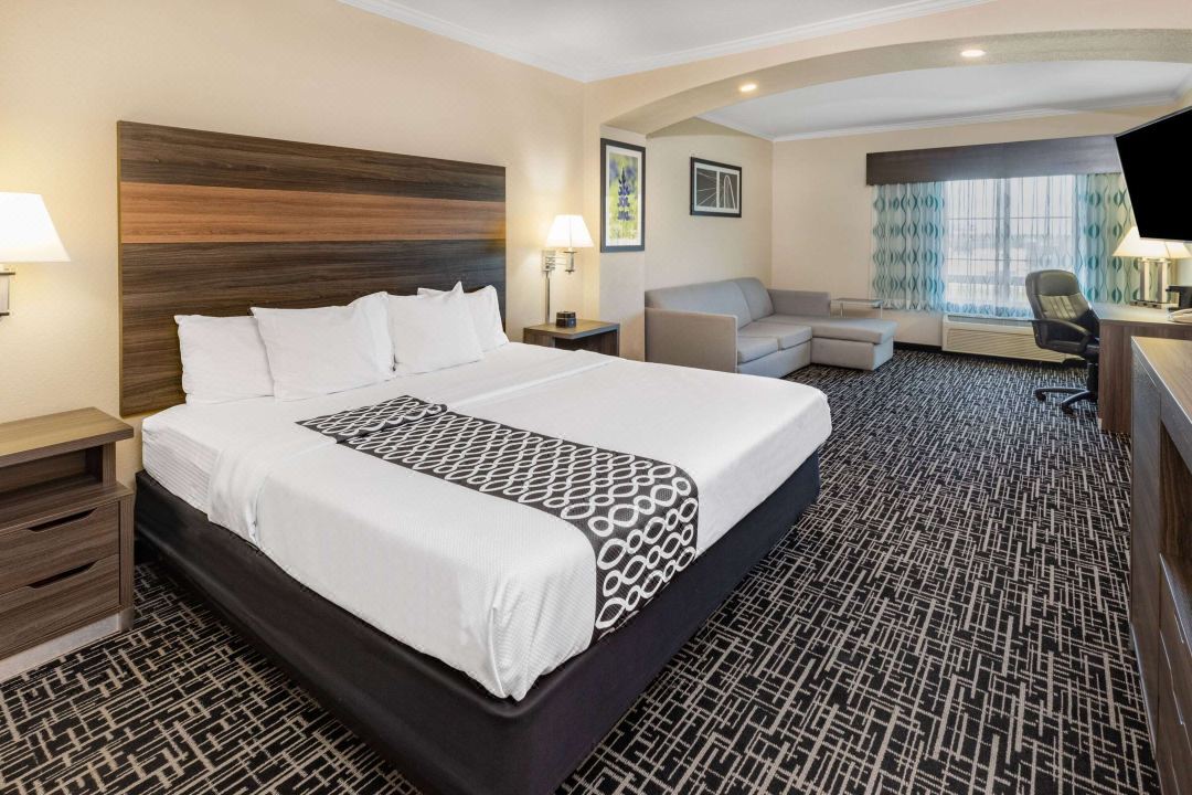 La Quinta Inn & Suites by Wyndham Garland Harbor Point