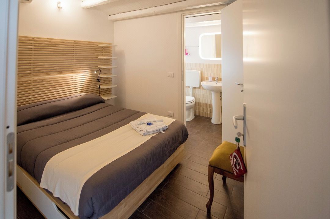 Room-Camagna Country House - Immersed IN