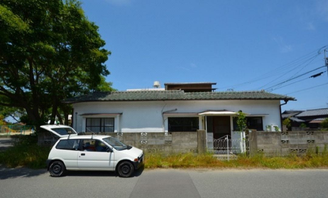 Flat House Villa