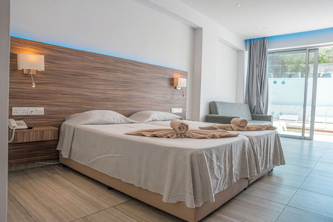 Fedrania Gardens Hotel