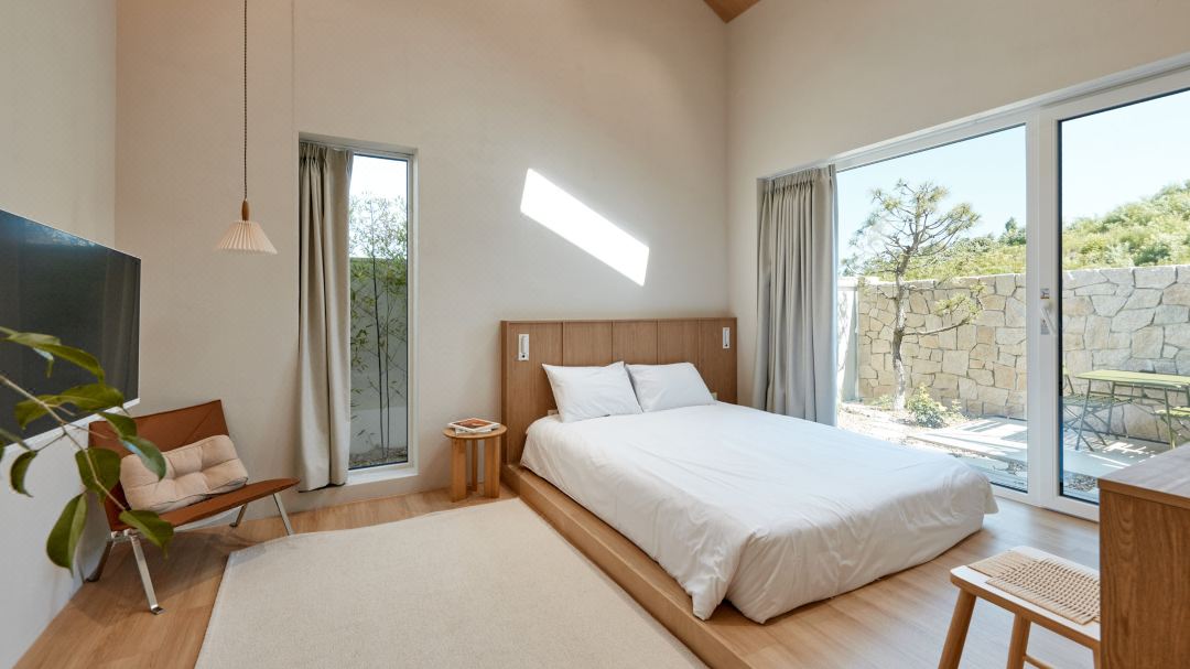 Seojibyeoldam Independent Stay