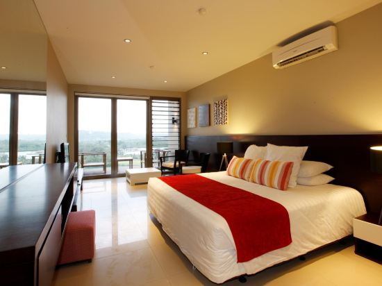 The Terraces Boutique Apartments - Tap to explore photos