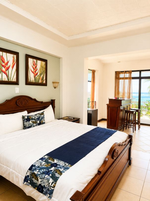Paradise Jaco Beach Front