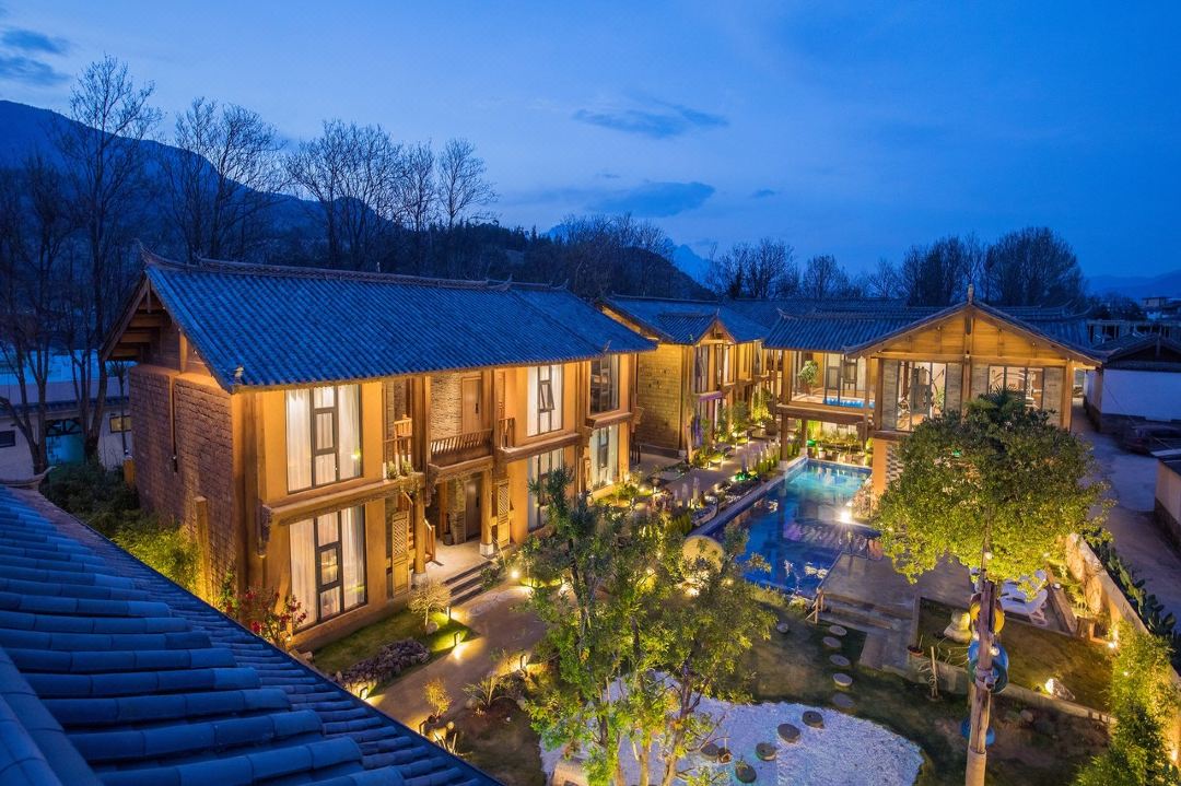 Ansu ·Water Woodden Holiday Courtyard