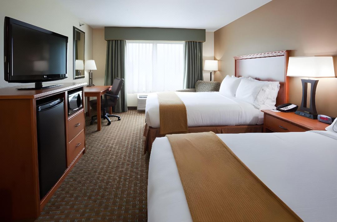 Holiday Inn Express & Suites Minneapolis SW - Shakopee
