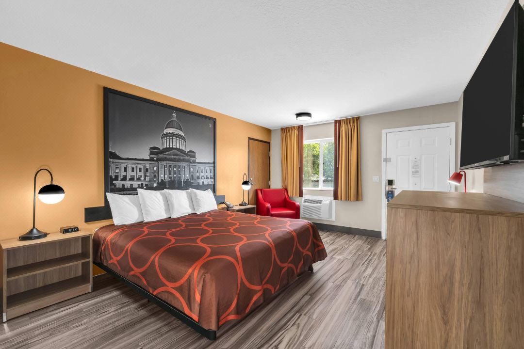 Super 8 by Wyndham Siloam Springs