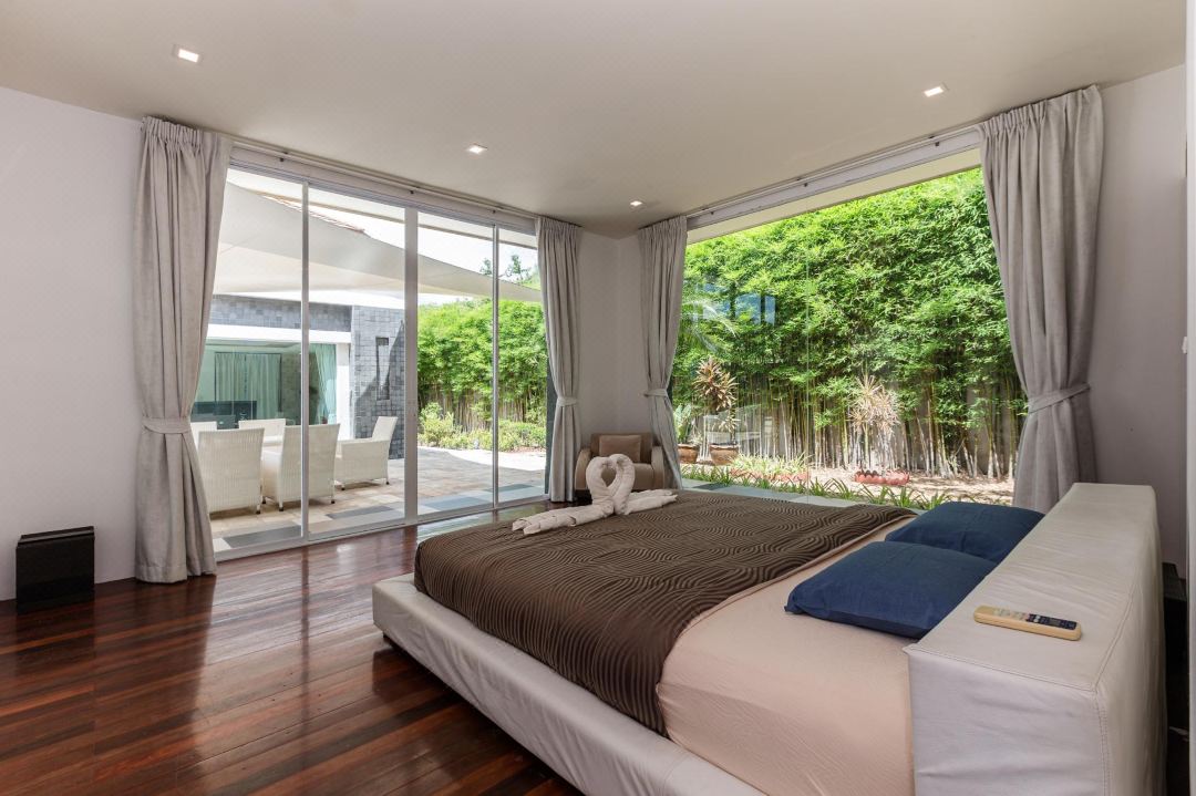 Unique Pool Villa with 5 Bedrooms and Sea View (PM-C1)
