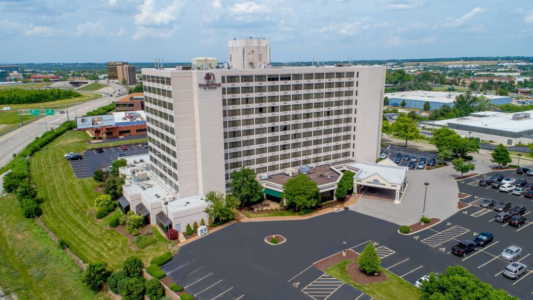 DoubleTree by Hilton Hotel St. Louis - Westport