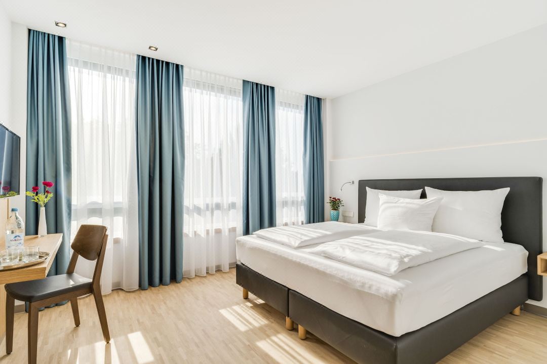 Hotel-Etage Apfelrot