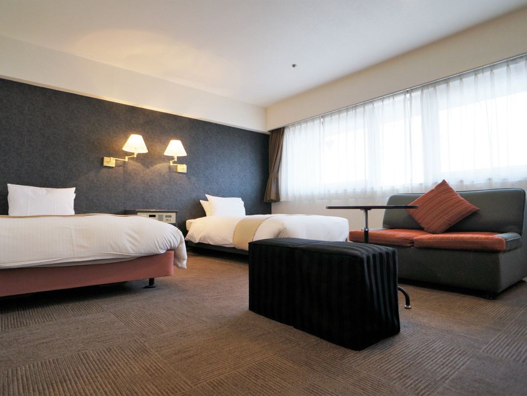 กรีน ริช นิชิเทตสึ โอฮาชิ เอกิมาเอะ