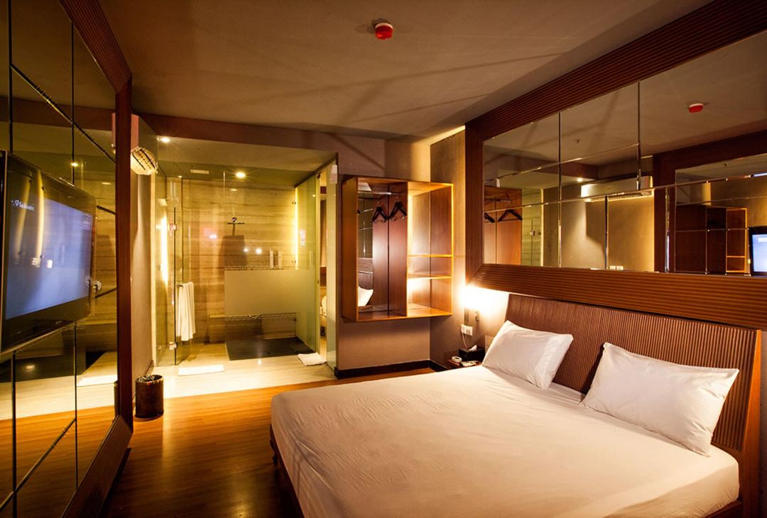 108 Hotel by Him