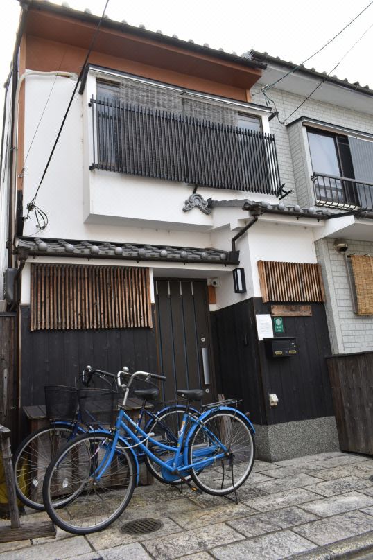 Fushimi Inari House