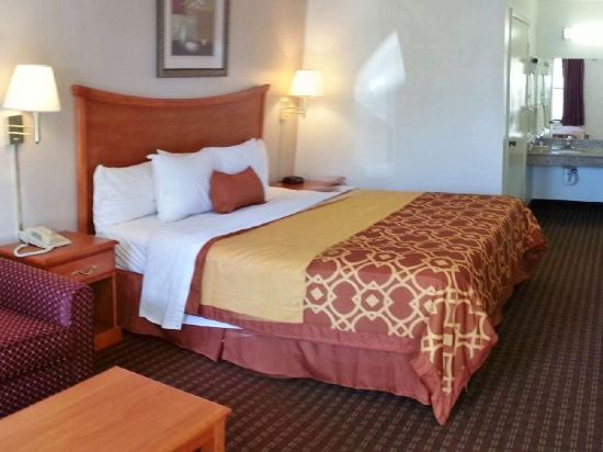 Americas Best Value Inn Bowie - Tap to explore photos