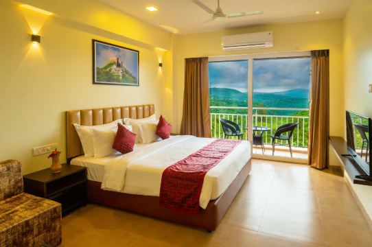 Chinar Wood Resort Dapoli