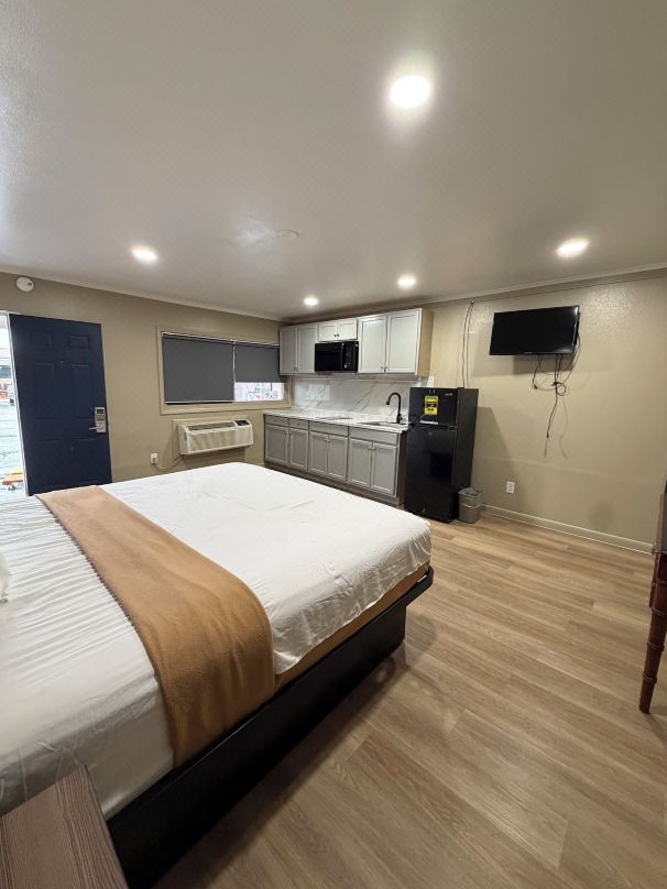 AC Suites