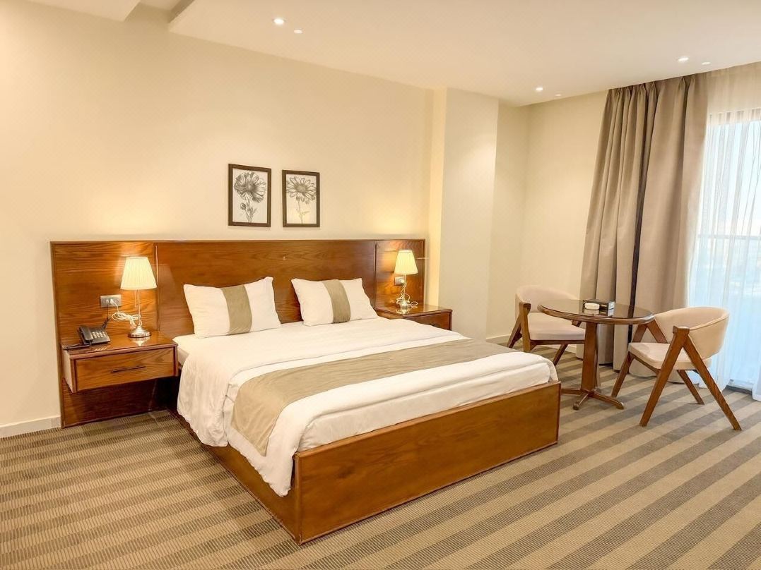 North Paradise Hotel