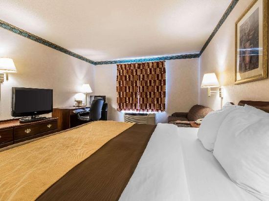 Quality Inn & Suites - Tap to explore photos